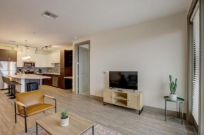 Modern 2BR CozySuites on Town Lake waterfront 12